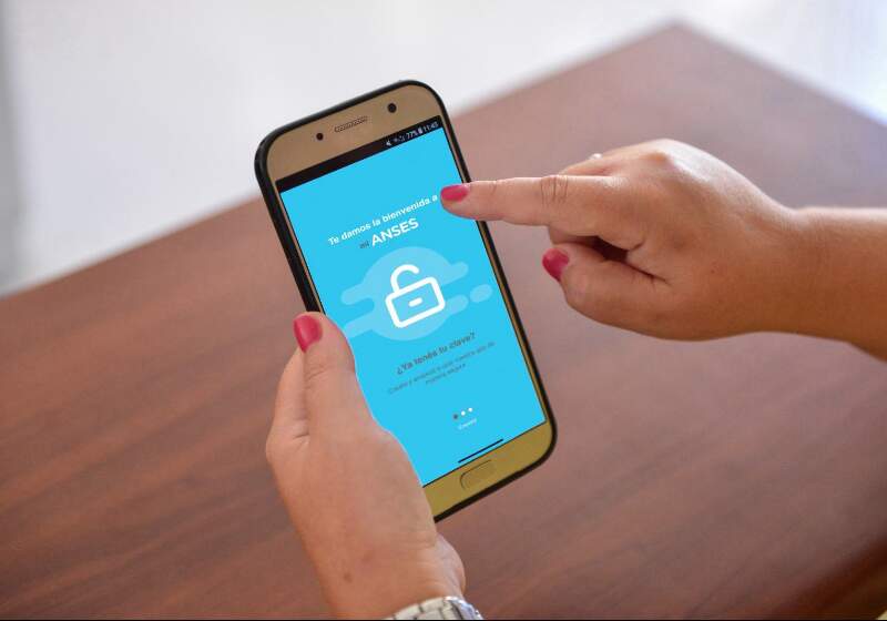 "No se deben divulgar datos personales en comentarios públicos de redes sociales, como tampoco compartir usuarios o claves personales de homebanking ni números de Token".