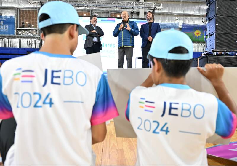 El evento fue encabezado por el Director General de Cultura y Educación de la Provincia de Buenos Aires, Alberto Sileoni.