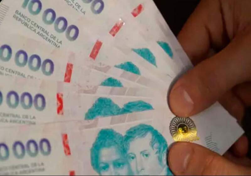 Tomó la decisión debido a que el Consejo del Salario Mínimo que trata el tema no alcanzó un consenso durante su reciente sesión plenaria.