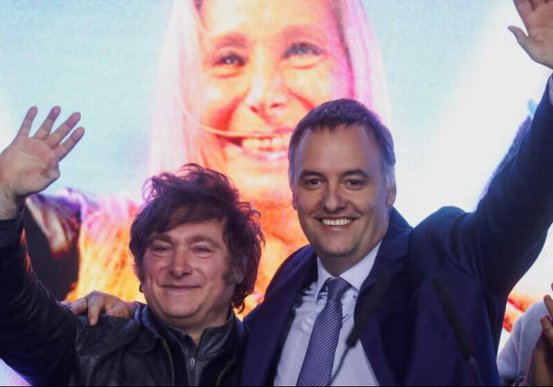 El candidato de La Libertad Avanza (LLA) obtuvo más del 30%. Santoro llegó al 27% y Lospenato, superó el 15%.