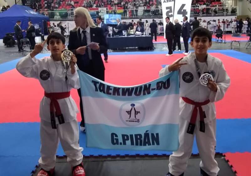 Se trata de deportistas dirigidos por el maestro Gustavo Balvis, de extensa trayectoria en el Taekwondo argentino.