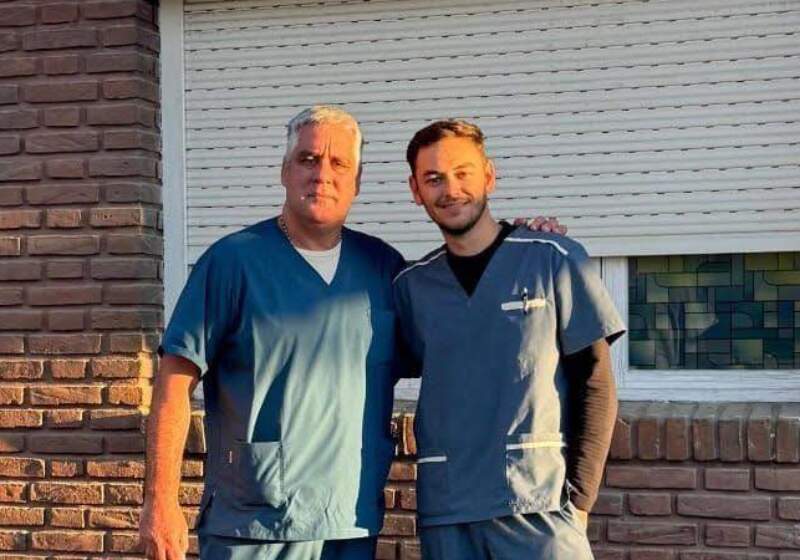Se trata del Dr. Benjamín Etchegaray, nieto del Dr. Jorge Scala, recordado profesional de Mar Chiquita.