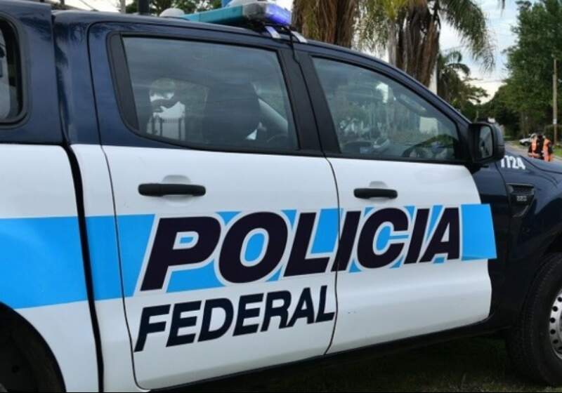 Lo llevo adelante la Policía Federal en una vivienda de calle Loa Ángeles este jueves. 