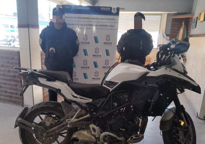 El rodado tenía pedido de secuestro activo desde enero por un hecho en la ciudad de Mar del Plata. La Fiscalía Descentralizada intervino y el conductor recuperó la libertad.