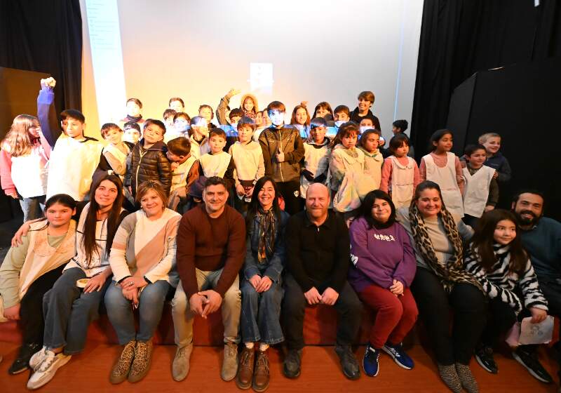 Estudiantes del CEC 801 compartieron su propuesta en el marco del programa provincial. La iniciativa competirá en la instancia regional en Mar del Plata.