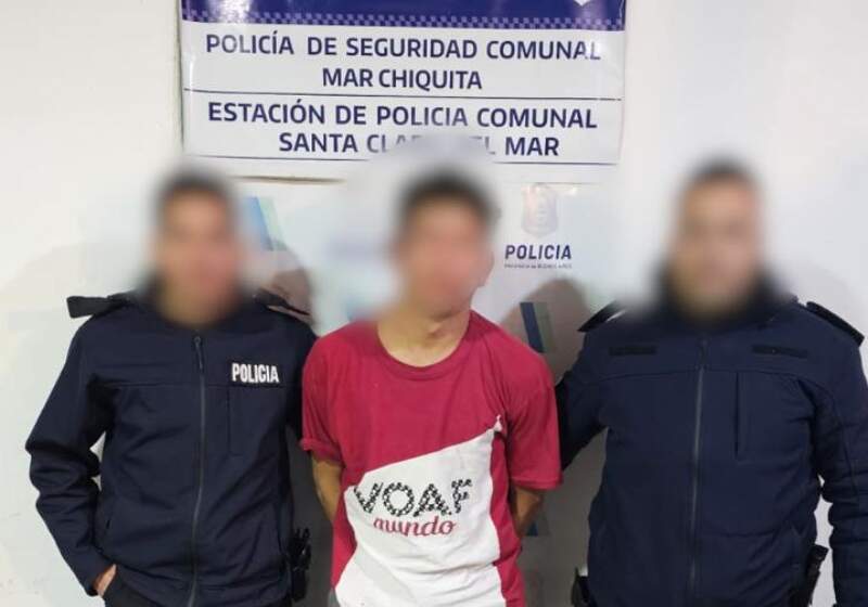 Ocurrió en Playa Dorada. La policía logró mantener la integridad física del delincuente que fue alcanzado por personas que intentaron hacer "justicia por mano propia".