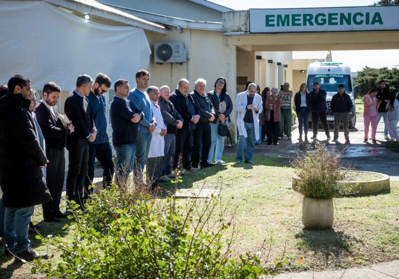 Fue en el marco del 75.º aniversario del Dr. Luis Sagasta. El intendente Wischnivetzky encabezó el acto.