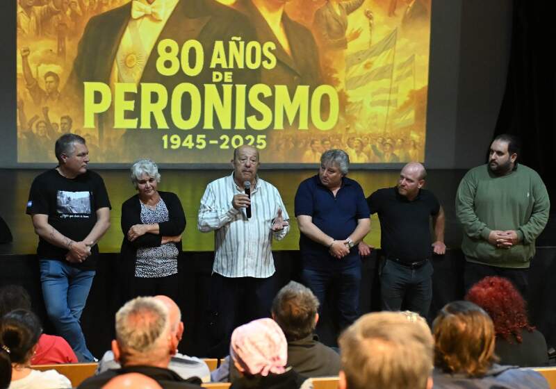 Paredi y Wischnivetzky encabezaron el acto del Día de la Lealtad Peronista