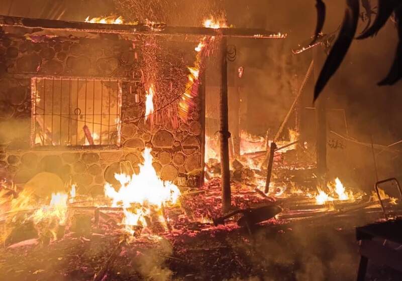 Bomberos de Santa Clara controlaron un incendio en una vivienda de Playa Dorada