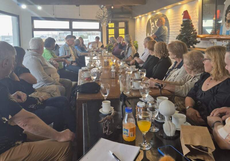 Gran participación en el Café Ufológico de Santa Clara 