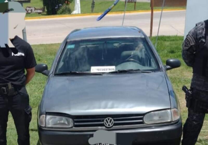 Demoraron a tres jóvenes con estupefacientes en Santa Elena