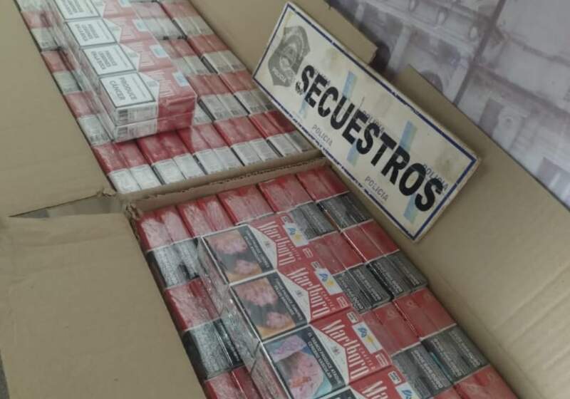 Secuestraron 500 paquetes de cigarrillos y aprehendieron a dos hombres