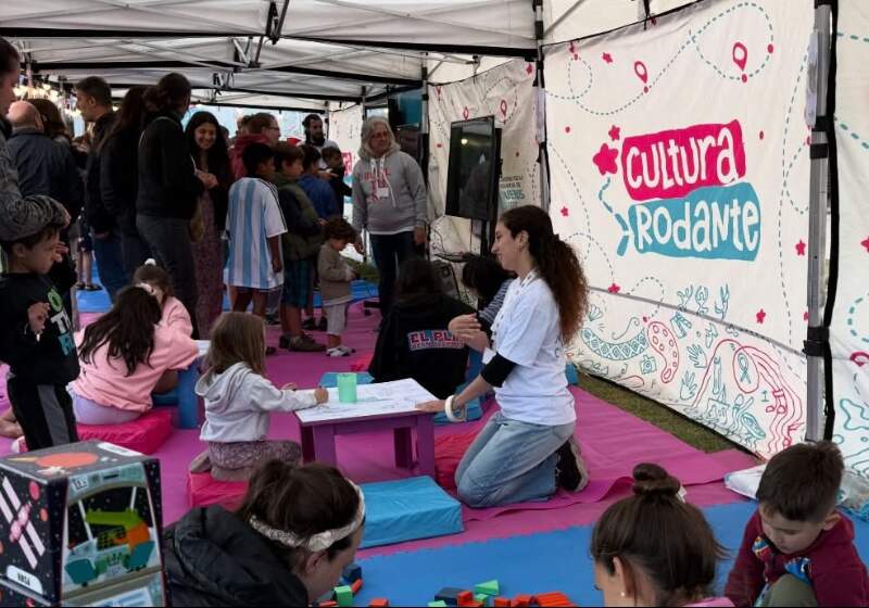 Inauguraron el programa Cultura Rodante en la Plaza Central de Mar de Cobo