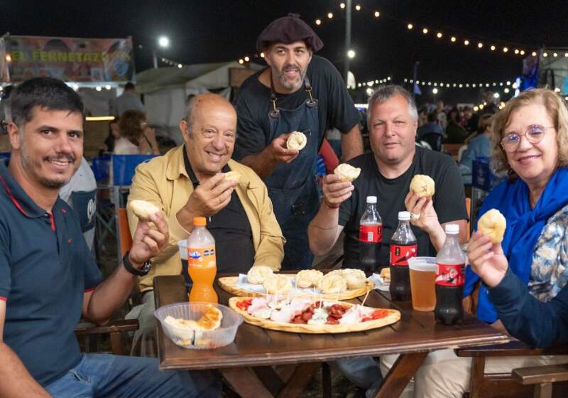 Paredi felicitó a Jacquet por la organización de la Fiesta de la Empanada Costera