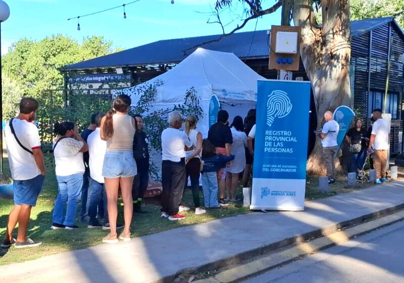 Este sábado 7 de febrero, de 18 a 22 horas, en la Plaza Central de Mar de Cobo se podrá hacer gestiones y trámites.