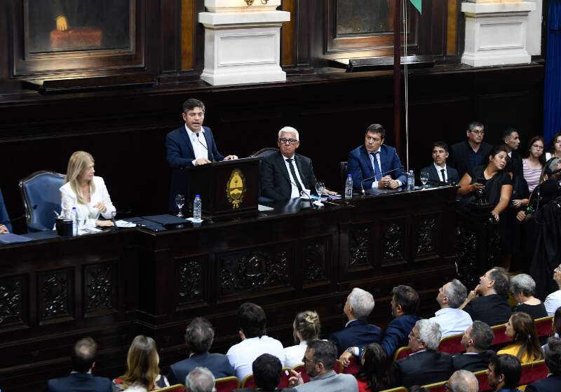 Kicillof: “A los trabajadores les digo: no son ustedes, es el rumbo económico de un Gobierno nacional insensible que los abandona"