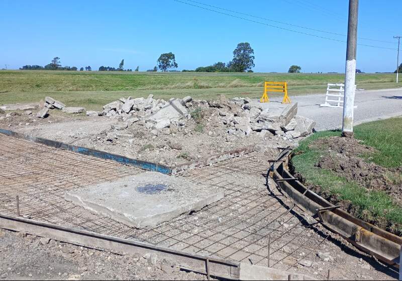 Reparan un badén en Vivoratá y el tránsito permanecerá cortado