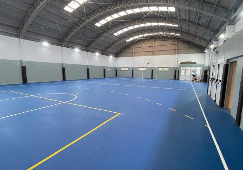 Avanzan las obras de puesta en valor del gimnasio de la Escuela Nº 8