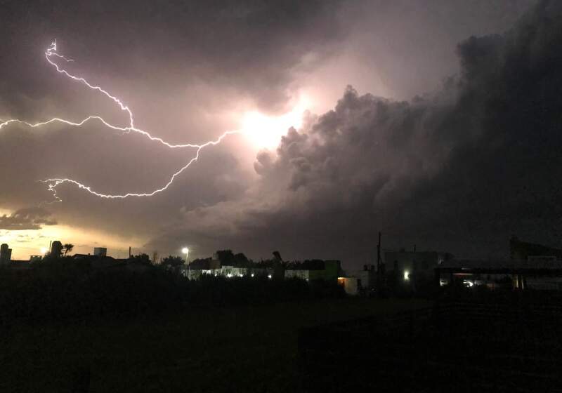 Se suspendieron actos oficiales y las clases por la alerta meteorológico