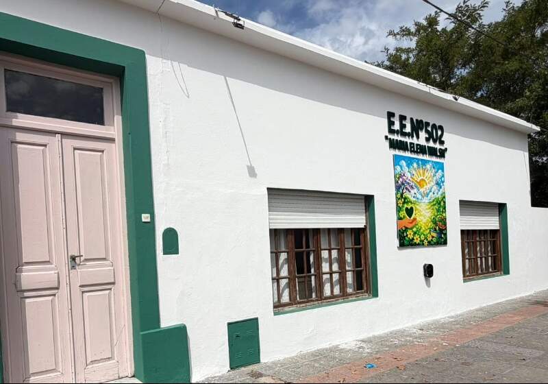 La institución reconoció el apoyo de la cooperadora y del Consejo Escolar en la puesta en valor del edificio.