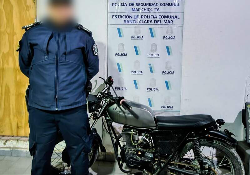 Aprehendieron a un sujeto que circulaba en una moto denunciada como robada 
