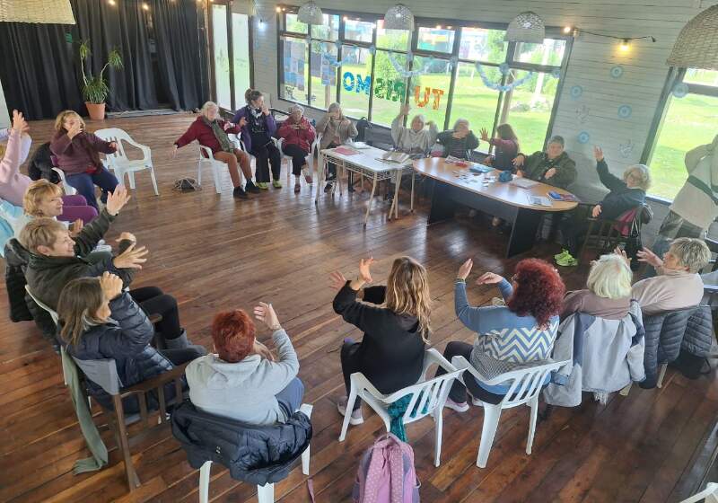 Iniciaron los talleres “Así Somos” para adultos mayores en Mar de Cobo y Santa Clara