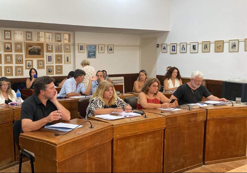 El bloque Fuerza Patria presentó la iniciativa para formar, profesionalizar y fortalecer la gestión ambiental del distrito.