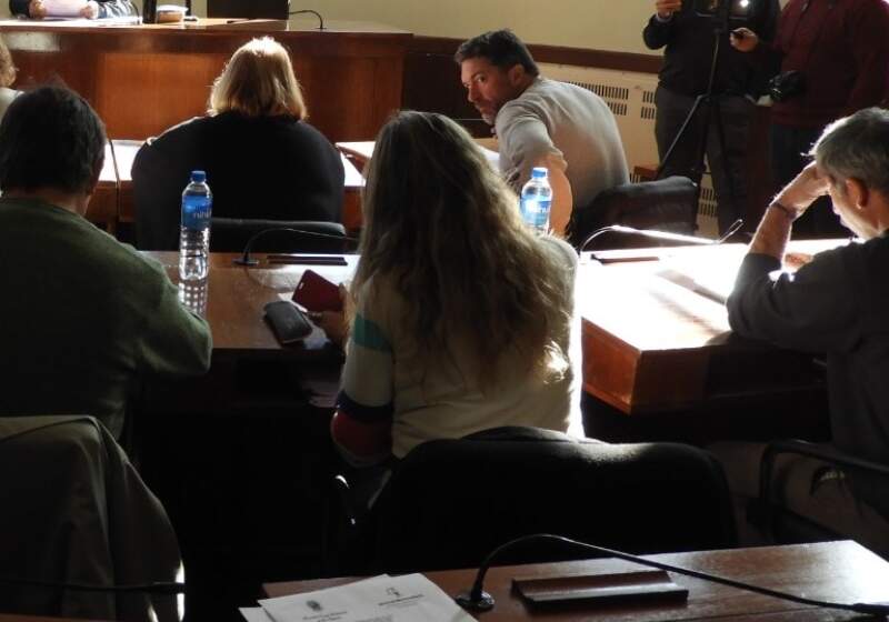 El Foro expresó su disconformidad y pidió rechazar la iniciativa que redefine las reuniones como actos internos sin publicidad.