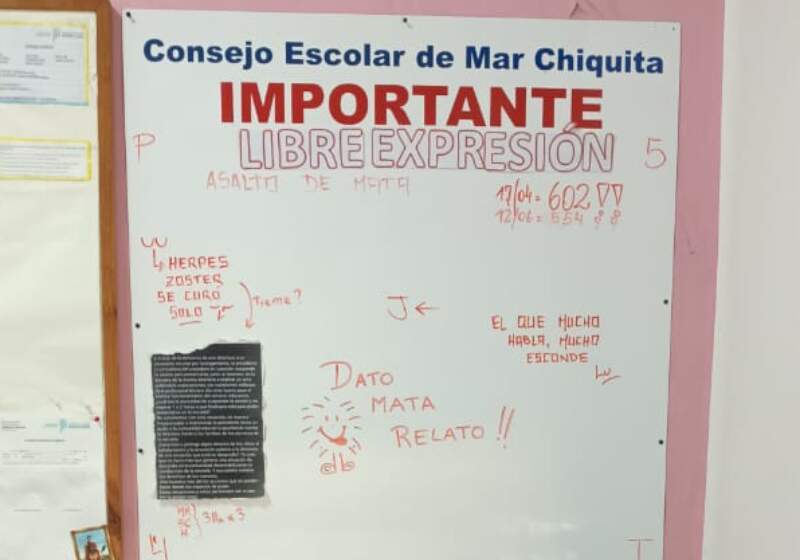 Exhibieron frases agraviantes contra Pavone dentro del Consejo Escolar