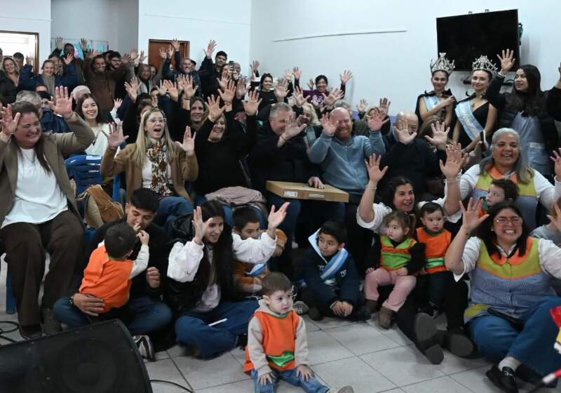 Fue una jornada dedicada al reconocimiento de tres décadas de trabajo orientado al cuidado y la primera infancia.