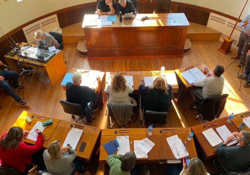El Orden del Día N° 1166 de este miércoles incluye despachos de comisión, expedientes ingresados y proyectos para su tratamiento en recinto.