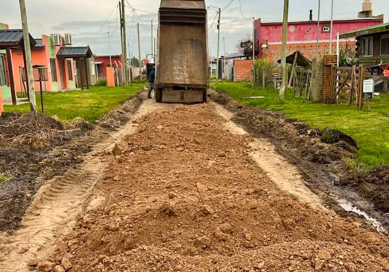 La Municipalidad ejecuta un plan de engranzado en más de doscientas cuadras