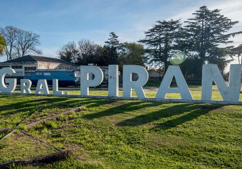La presentación de propuestas fue programada para el 23 de septiembre de 2026 y el pliego podrá adquirirse hasta un día antes.