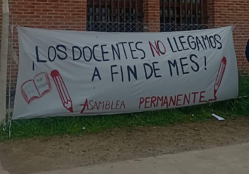 Docentes autoconvocados de la Escuela Secundaria de Santa Elena visibilizan sus reclamos