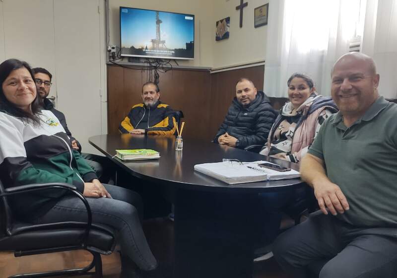 Autoridades de la institución se reunieron con el intendente Walter Wischnivetzky en Coronel Vidal.