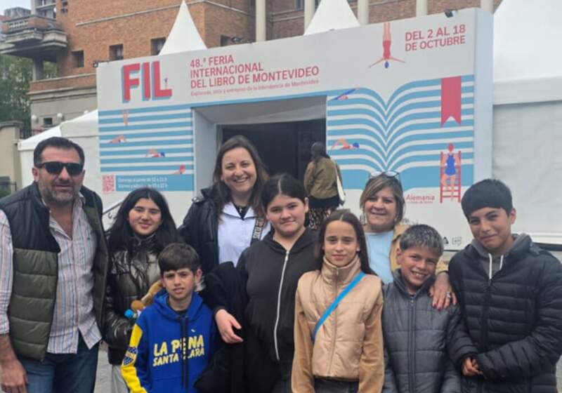 Estudiantes de Coronel Vidal presentaron “Semillas de empatía” en la Feria Internacional del Libro de Montevideo