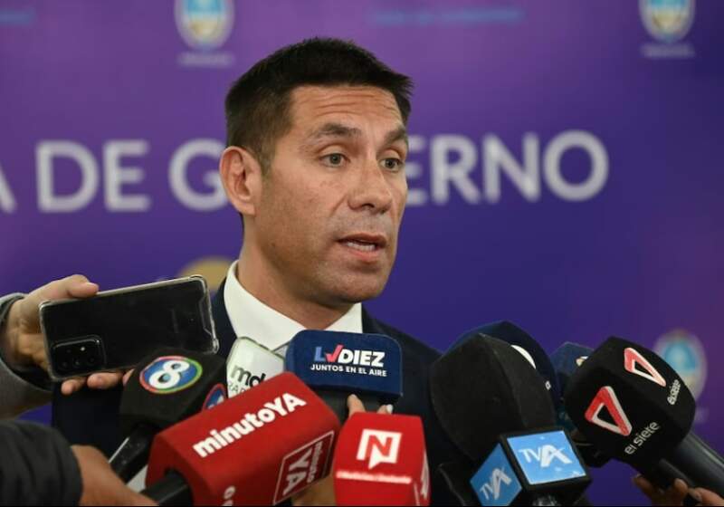 Cuestionan al presidente de la Comisión de Energía por frenar el tratamiento de usuarios electrointensivos