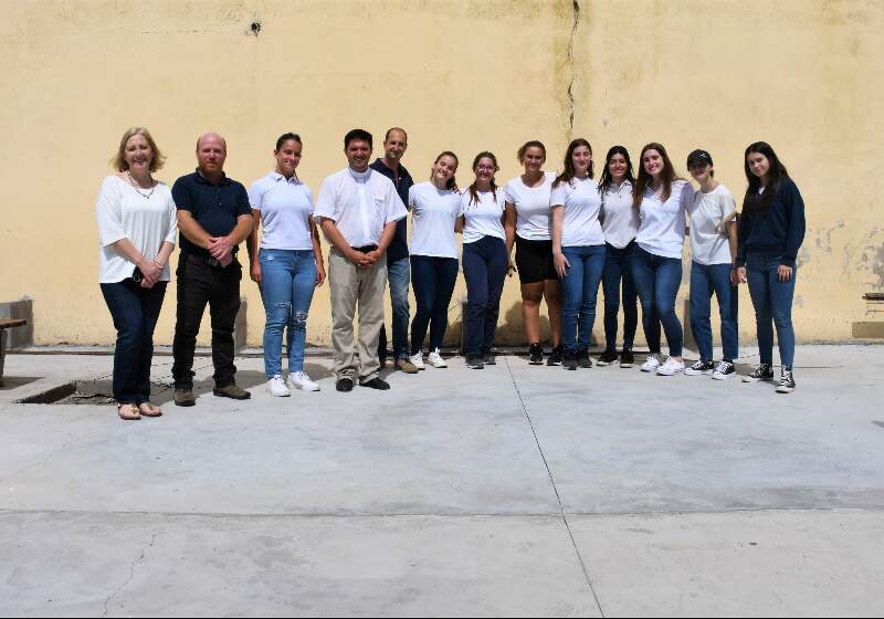 Realizan obras de mejoras en el Colegio San Miguel de Coronel Vidal